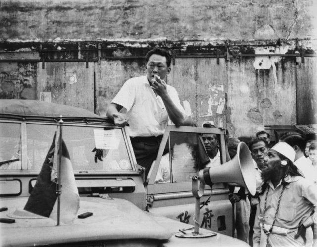 lky-race-riots_custom-1f8b9a34ef65c6a2b9c2f3726a2fec39d778633c-s800-c85